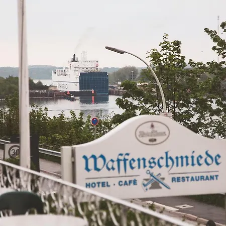 Waffenschmiede *